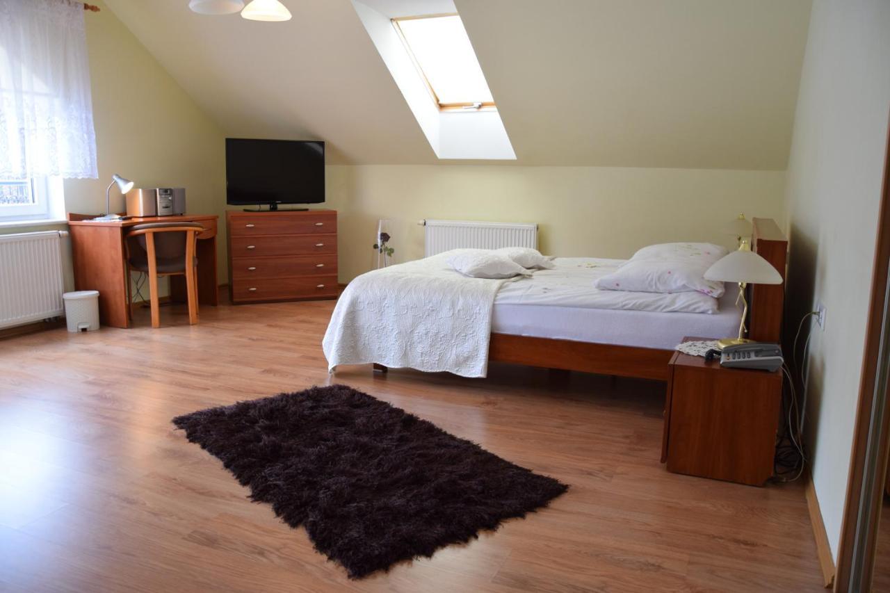 Inter-Bar-Motel Nowe Marzy Bagian luar foto