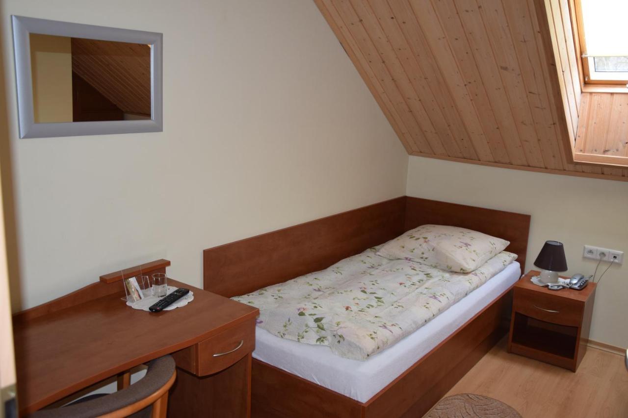 Inter-Bar-Motel Nowe Marzy Bagian luar foto