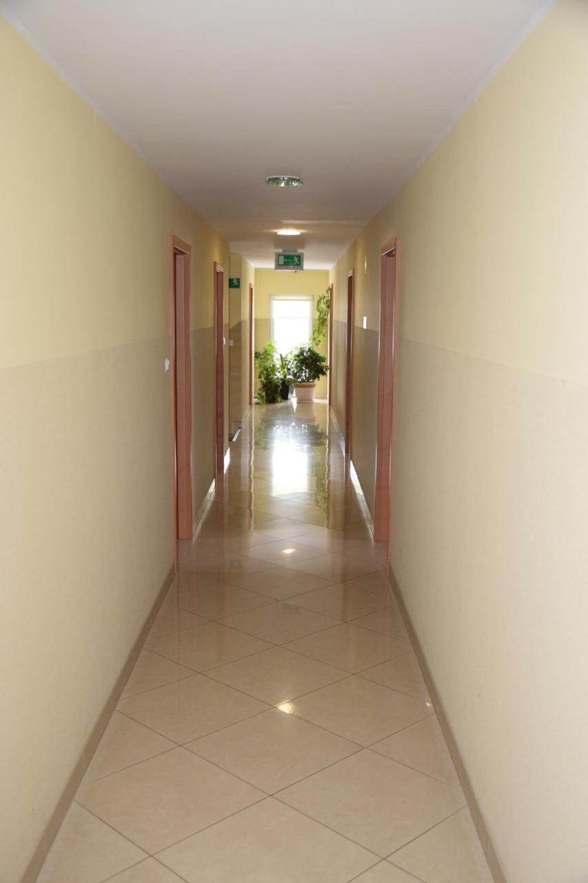 Inter-Bar-Motel Nowe Marzy Bagian luar foto