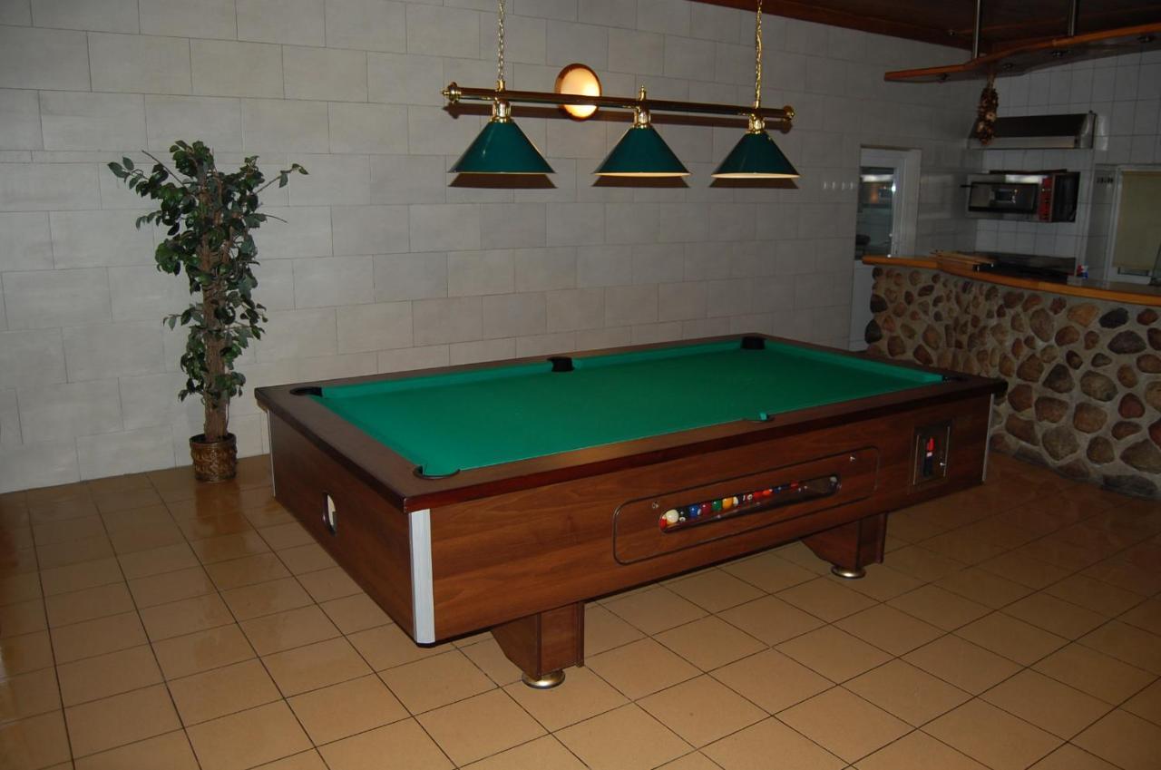 Inter-Bar-Motel Nowe Marzy Bagian luar foto